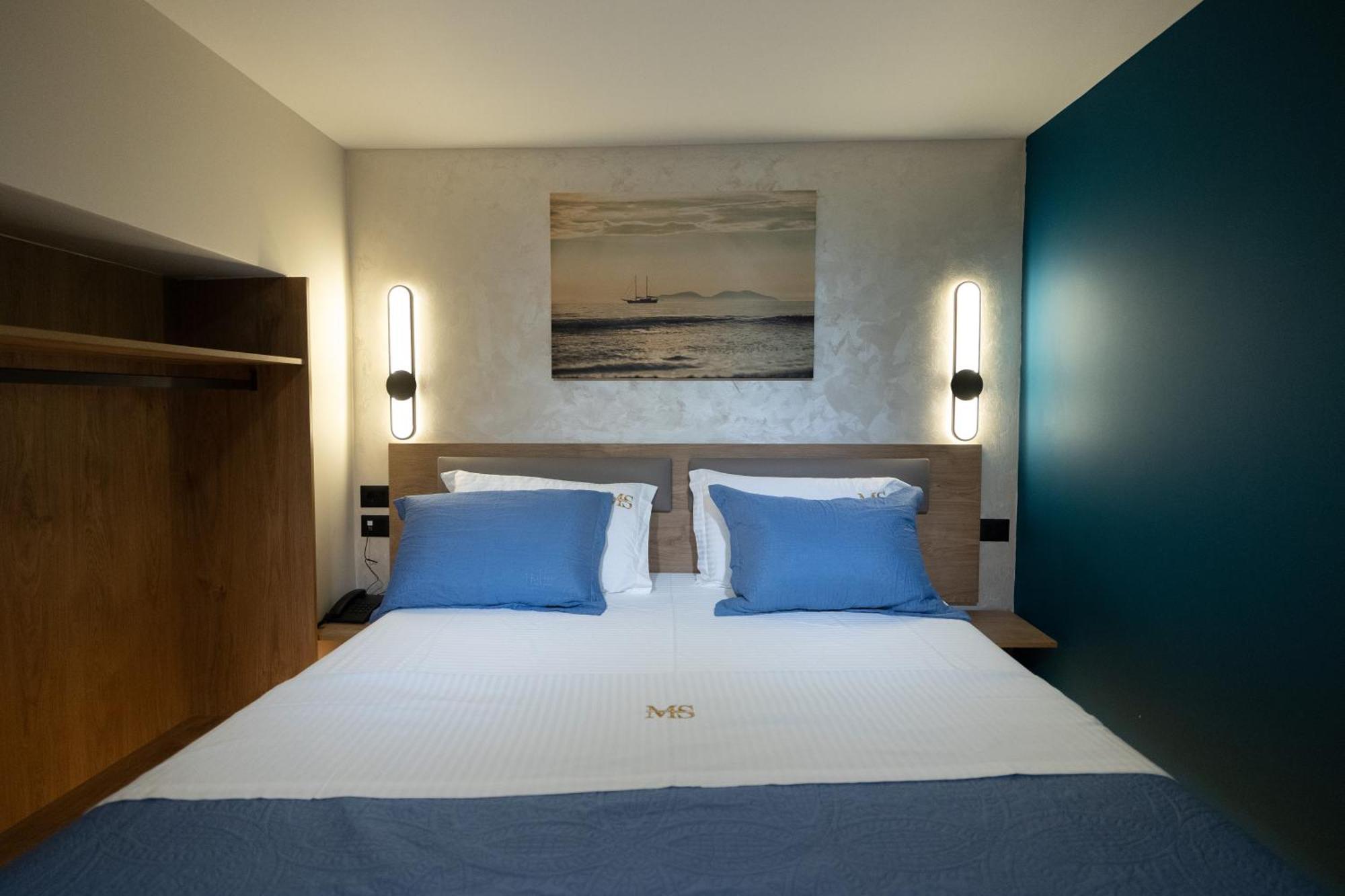 Mustafa Suites Avlonya Oda fotoğraf
